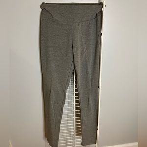 leggings!
gray | size: small
purple w pockets | size: small